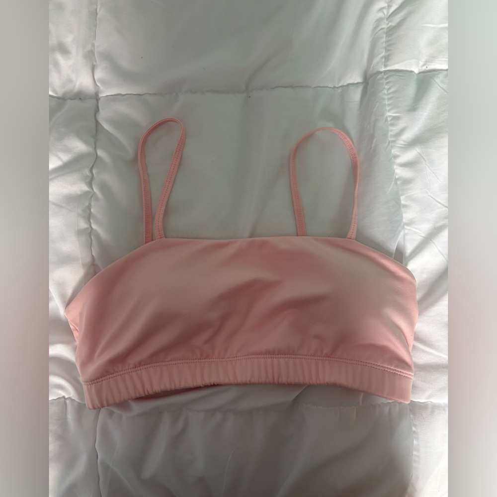 Bandeau sports bra